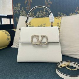Picture of Valentino Lady Handbags _SKUfw148123719fw